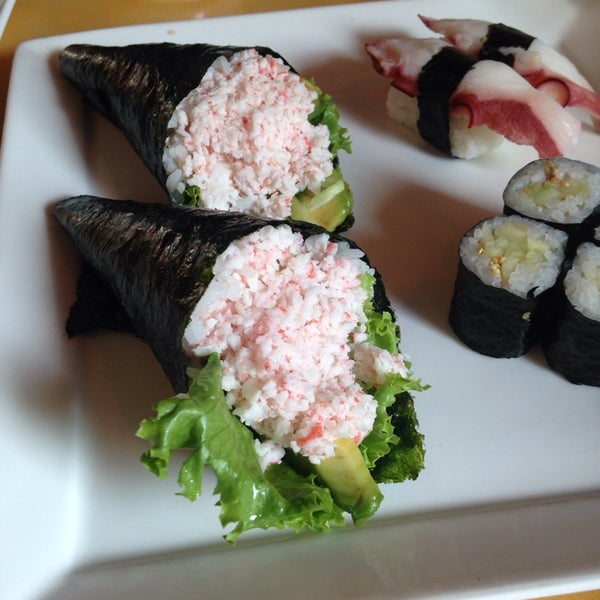California handmade roll, to die for..