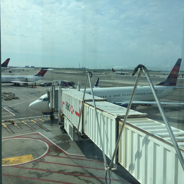 Photo taken at Delta Ticket Counter by Mandy M. on 8/24/2015