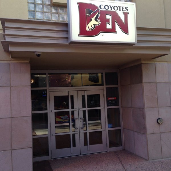 arizona coyotes den store