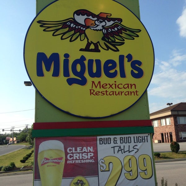 6/30/2014에 Jim D.님이 Miguel&#39;s Mexican Restaurant에서 찍은 사진