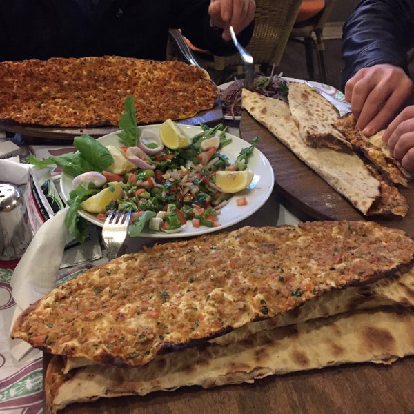 3/11/2015 tarihinde Alfredo❤️😎 .ziyaretçi tarafından ALIR Cafe | Restaurant'de çekilen fotoğraf