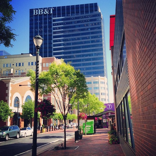 Atlantic Station Dog Park Dog Park in Atlanta