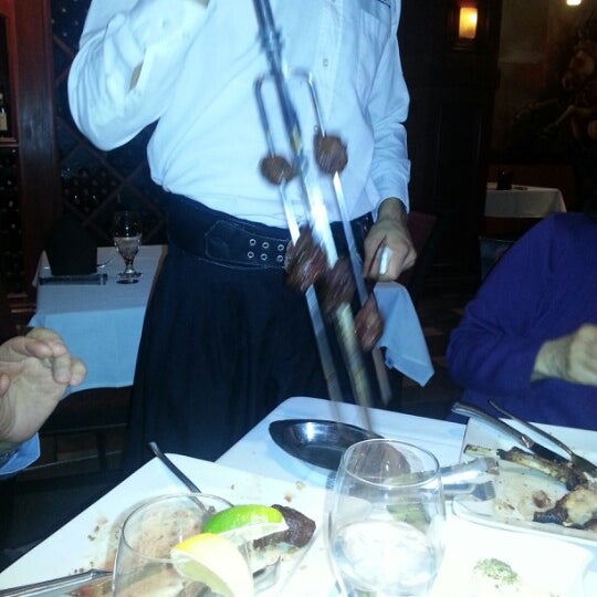Das Foto wurde bei Gaucho Brazilian Steakhouse von AliEmre H. am 2/7/2013 aufgenommen