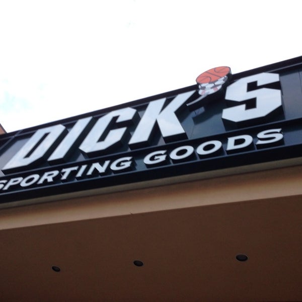 DICK'S Sporting Goods Sporting Goods Retail in Mount Pleasant