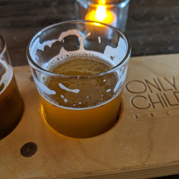 Foto diambil di Only Child Brewing oleh Ben P. pada 8/18/2019