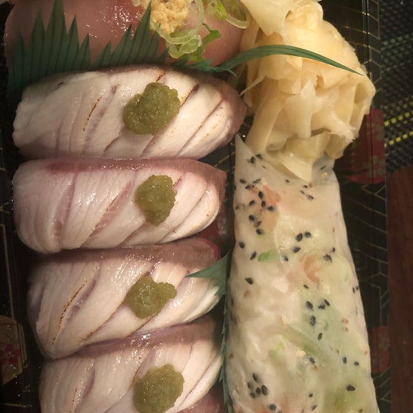 5/22/2020 tarihinde Murray S.ziyaretçi tarafından Sushi Stop'de çekilen fotoğraf