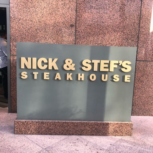 Снимок сделан в Nick + Stef’s Steakhouse пользователем Murray S. 7/23/2018