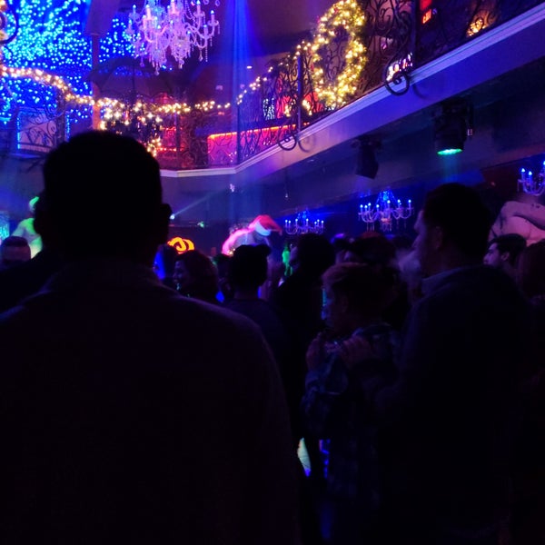 12/22/2018 tarihinde jbrotherloveziyaretçi tarafından Piranha Nightclub'de çekilen fotoğraf