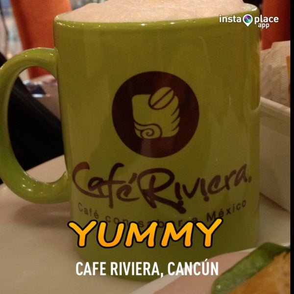 รูปภาพถ่ายที่ Café Riviera โดย 沈 Luis S. เมื่อ 4/30/2013