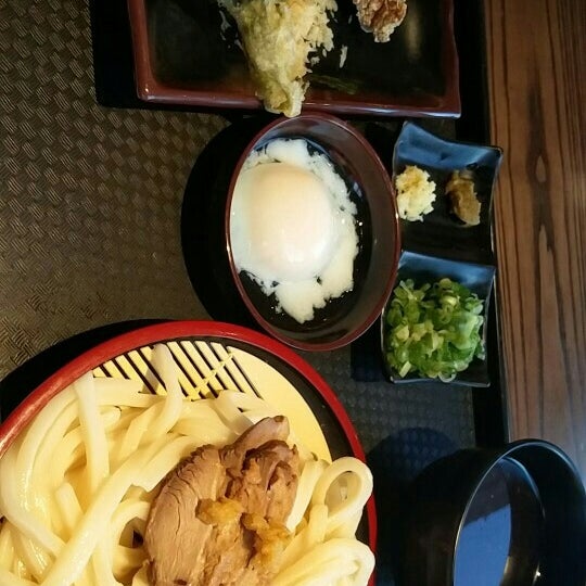 Снимок сделан в U:Don Fresh Japanese Noodle Station пользователем kerryberry 4/9/2016