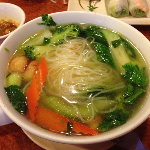 Photo taken at Bolsa Vietnamese Restaurant by Scott K. on 3/23/2014