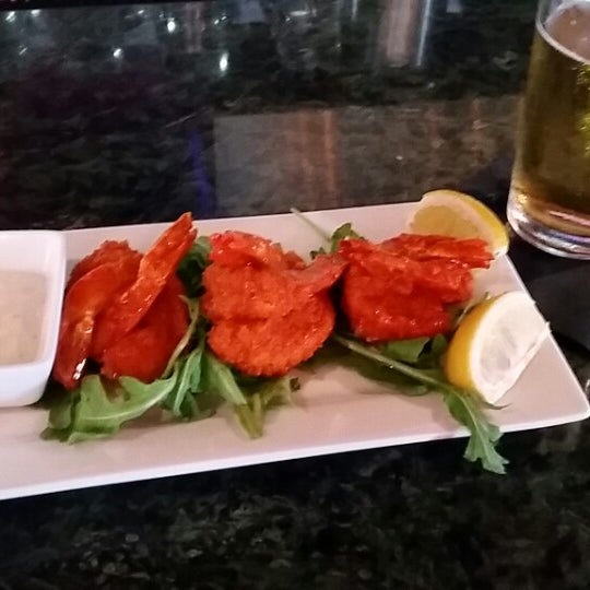 9/21/2014にJhordy H.がFish Fish Restaurant, Bar, &amp; Marketで撮った写真