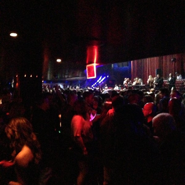 Foto tomada en LAX Nightclub  por Walter L. el 1/19/2013