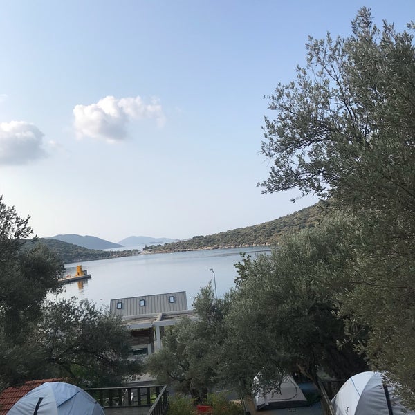 รูปภาพถ่ายที่ Can Mocamp โดย Nazlı Ö. เมื่อ 9/7/2018