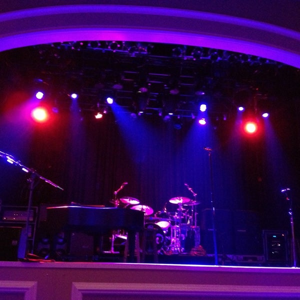 Photo taken at River City Casino by Nora D. on 6/27/2013