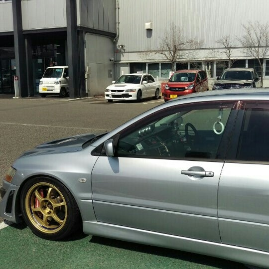 Photos At 長野三菱自動車販売 東和田店 Auto Dealership