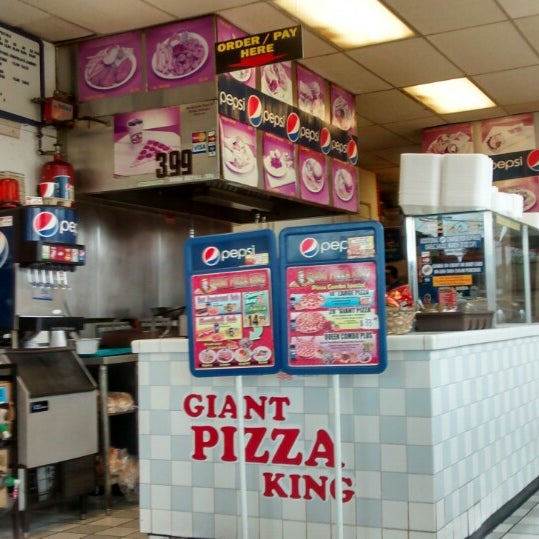 Pizza king ул константина заслонова 63а фото Giant Pizza King - 2 tips