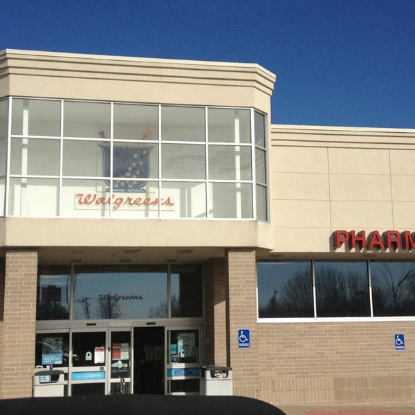 Walgreens Pharmacy in Saint Louis