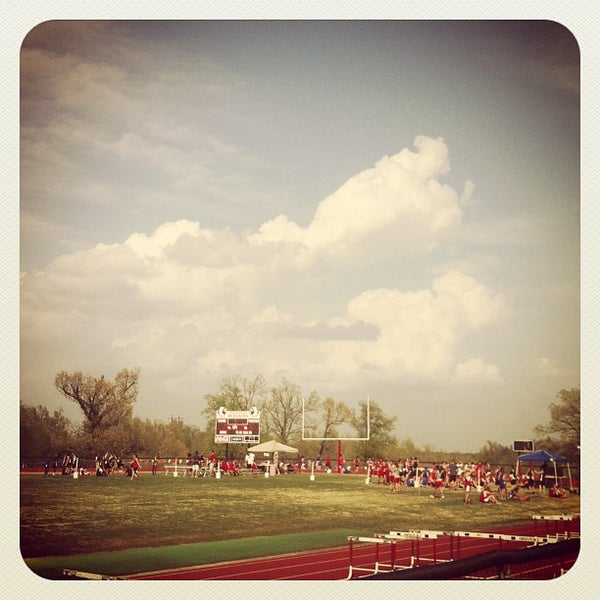 Pocahontas High School 20 visitors