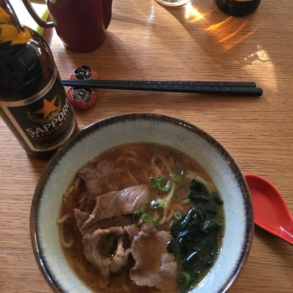 รูปภาพถ่ายที่ Shima Restaurant โดย Yulia G. เมื่อ 9/29/2018