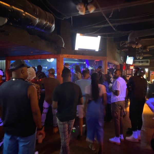 Bulldogs Bar - Midtown - Atlanta, GA