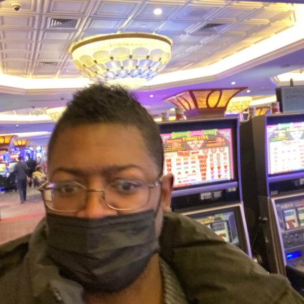 Photo taken at Empire City Casino by Livi G. on 1/14/2022