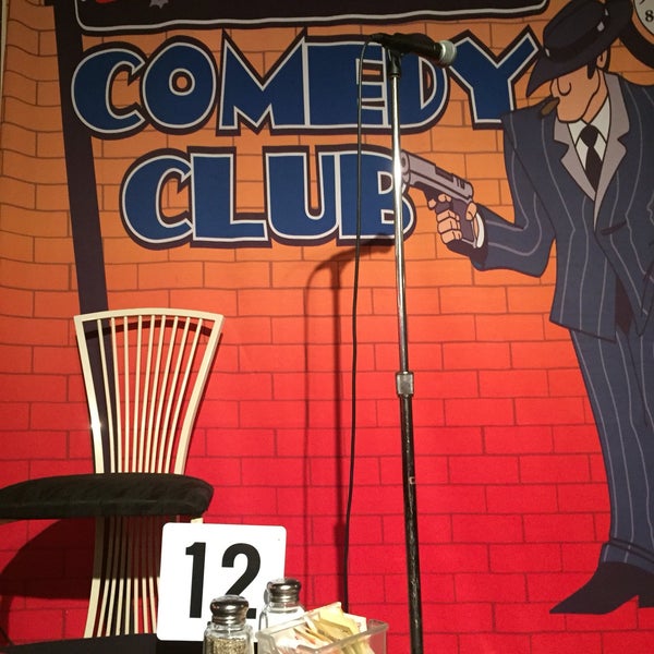 8/14/2016にTiffany B.がUncle Vinnie&#39;s Comedy Clubで撮った写真