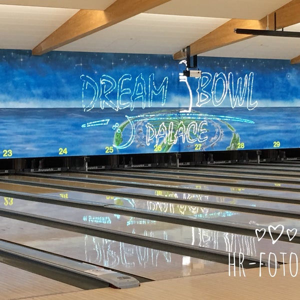 Photo taken at Dream-Bowl Palace by HelMut on 12/27/2016