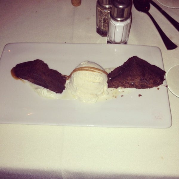 Foto diambil di Jake’s Steakhouse oleh Alessio N. pada 7/21/2013