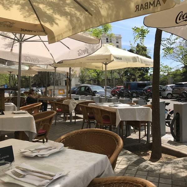 4/13/2017 tarihinde Karen A.ziyaretçi tarafından Restaurante Café El Botánico'de çekilen fotoğraf