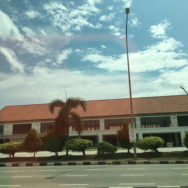 Medan Gopeng Bus Terminal (Now Closed) - Bus Station