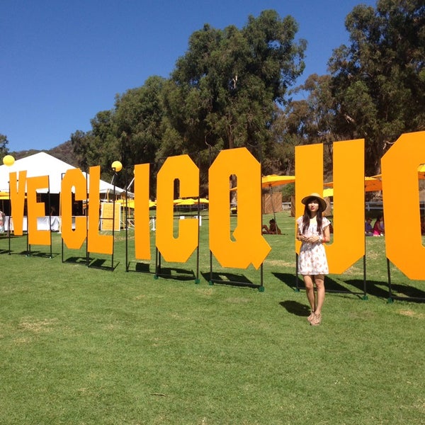 Photo taken at Veuve Clicquot Polo Classic by Suzy R. on 10/5/2013