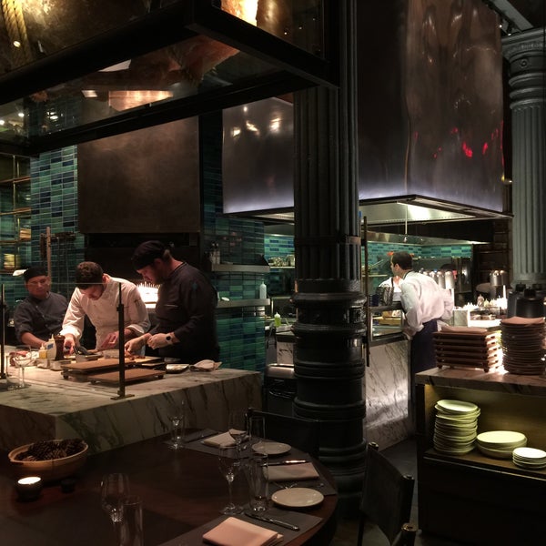 1/12/2015 tarihinde Suzy R.ziyaretçi tarafından Chefs Club by Food &amp; Wine NY'de çekilen fotoğraf