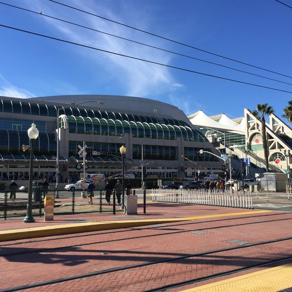 Снимок сделан в San Diego Convention Center пользователем ryukyumax 1/1/2016