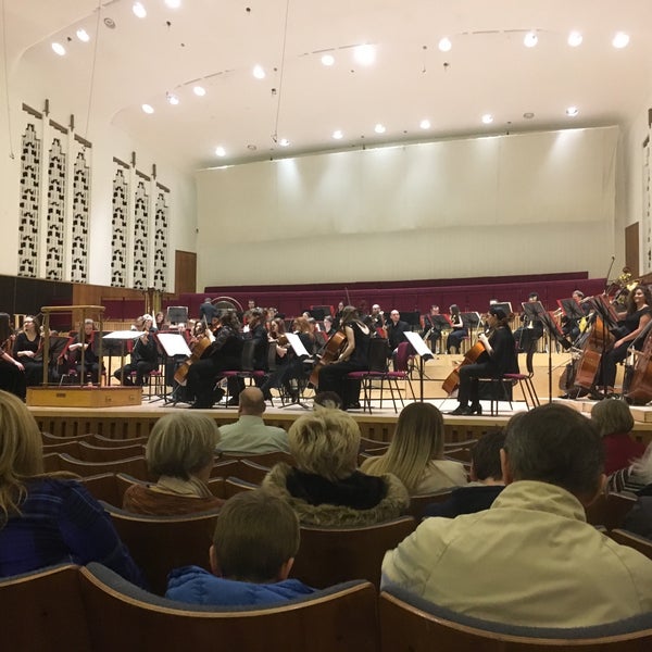 Foto diambil di Liverpool Philharmonic Hall oleh Lorain F. pada 11/12/2017