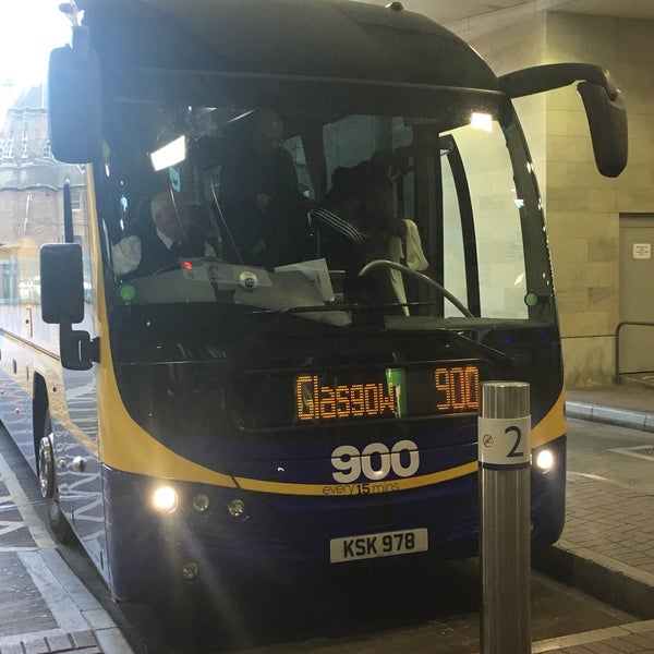 edinburgh glasgow bus 900