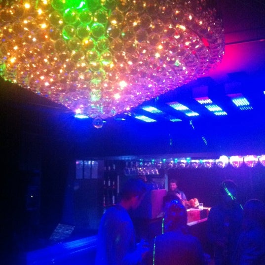 Foto tirada no(a) Bar.Ber Room por Kristine K. em 10/13/2012