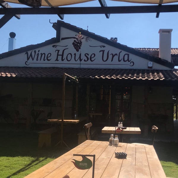 photos at wine house 33 tips from 417 visitors