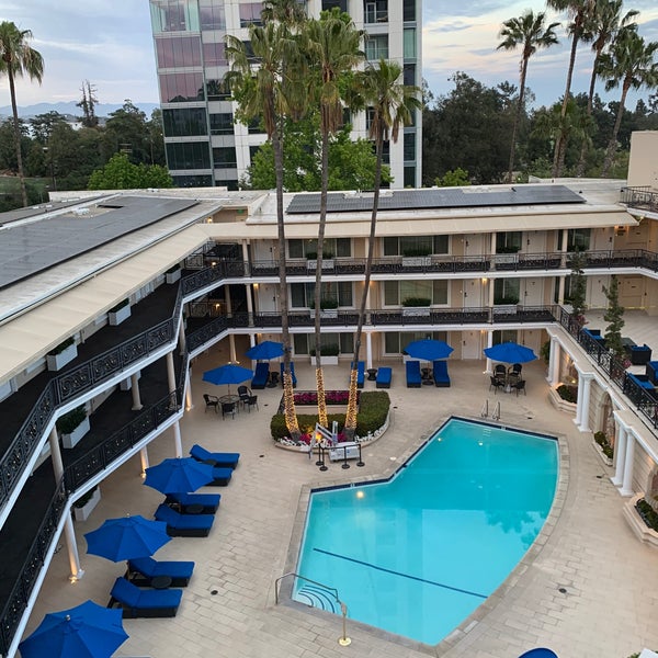 5/26/2021 tarihinde Clark L.ziyaretçi tarafından Beverly Hills Plaza Hotel &amp; Spa'de çekilen fotoğraf