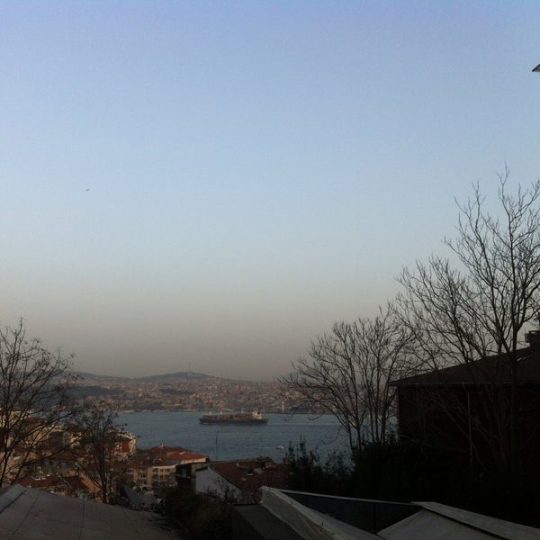 Foto scattata a Nublu İstanbul da Gökhan Y. il 1/23/2015