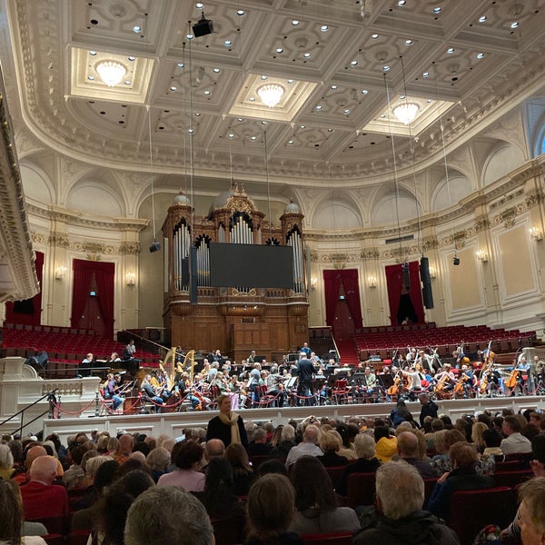 Снимок сделан в Het Concertgebouw пользователем Hans C. 10/13/2022