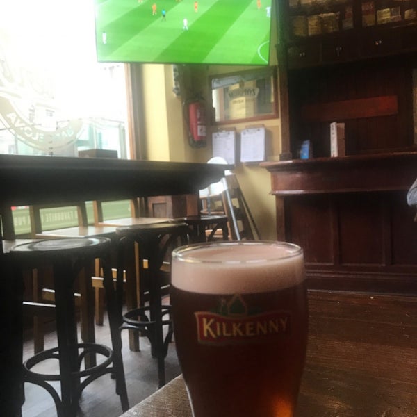 Photo taken at Flaherty&#39;s Irish Pub Barcelona by Arjen K. on 6/11/2019
