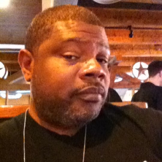 Photo taken at Chili&#39;s Grill &amp; Bar by James B. on 11/2/2012