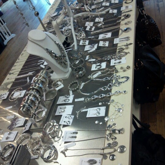 Bangles & Bags Historic Third Ward 159 N Broadway