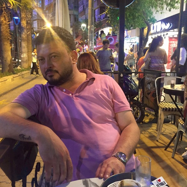 7/7/2019にFerdiが1983 Beyoğlu Çikolata &amp; Kahveで撮った写真