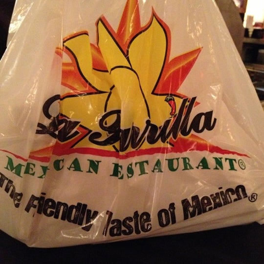 11/25/2012 tarihinde Miranda J.ziyaretçi tarafından La Parrilla Mexican Restaurant'de çekilen fotoğraf