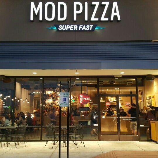 4/2/2016にRyan L.がMod Pizzaで撮った写真
