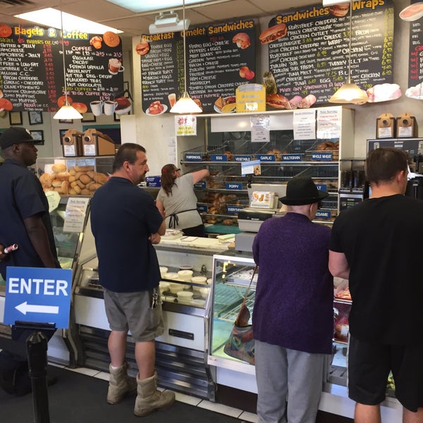 Photo taken at The Bagel Store by Stole I. on 9/22/2016