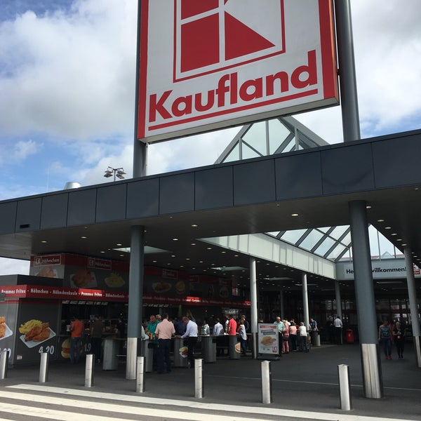 Photo taken at Kaufland by Paul Z. on 9/5/2016