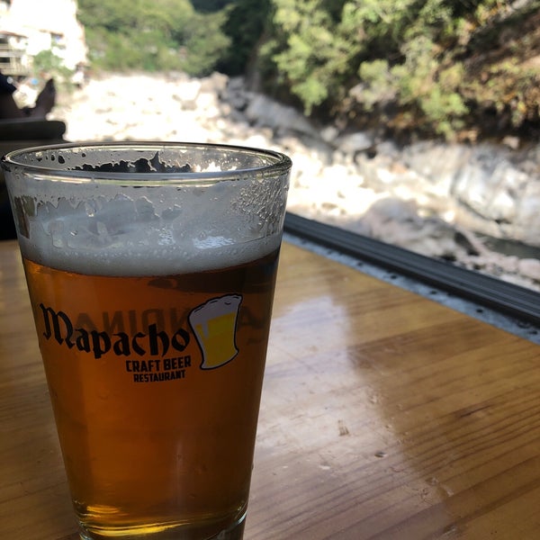 Photo taken at Mapacho Craft Beer by Hillarie on 7/10/2019